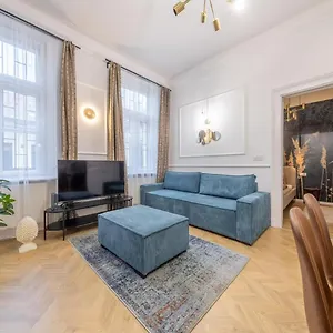 Appartamento Sass Glamour Next To St Stephen Basilica S1
